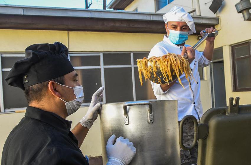  Municipio colabora con “cocina solidaria” en el sector Los Volcanes