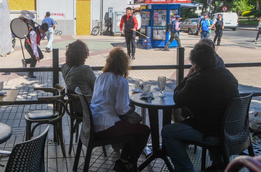  Municipalidad autorizará uso de terrazas comerciales con el cambio de fase sanitaria