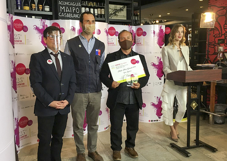  Productor de Coelemu David Ramírez ganó el premio al Mejor Vino Ancestral 2020 en Catad’Or