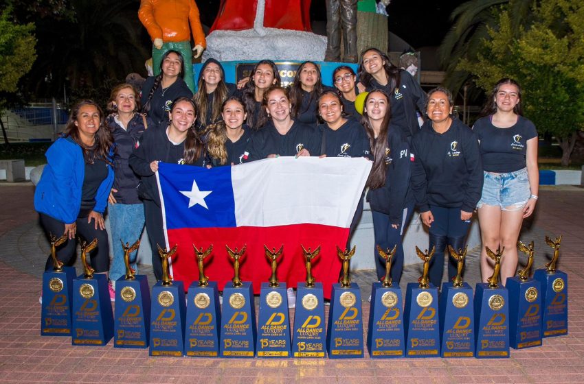  Escuela de Danza Liceo San Nicolás logró Mención de Honor en los “Awards All Dance Luxury” de Punta Cana